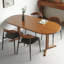 Table de salle à manger ovale en bois massif de couleur noyer-519259448