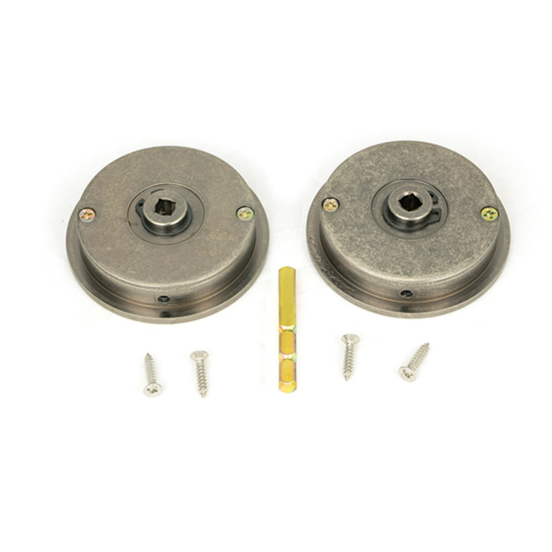 Door Accessory, 6cm H x 6cm W x 1.3cm D, Pewter Patina
