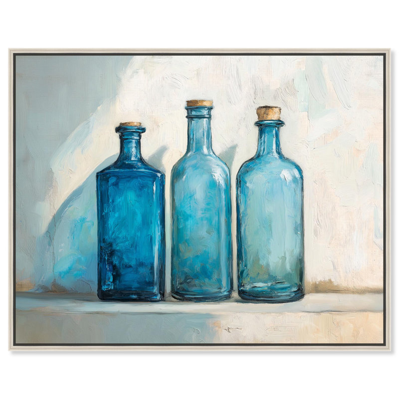 «Three Blue Bottles Canvas Farmhouse» par Art Remedy, H 21 po x l 25 po, Encadrement argenté