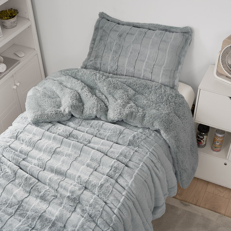 Coma Inducer Chunky Bunny Cut n Sew Oversized Faux Fur Comforter Set, Gray, Twin XL + 1 Standard Sham