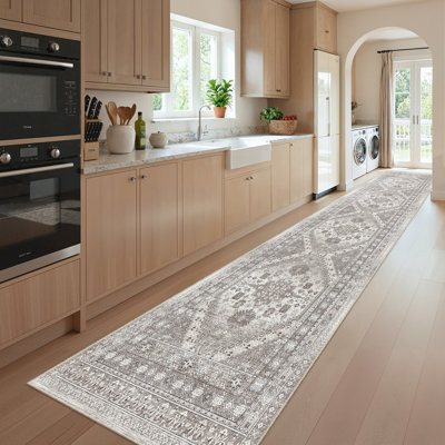 Malaika Machine-Washable Non-Slip Medallion Area Rug