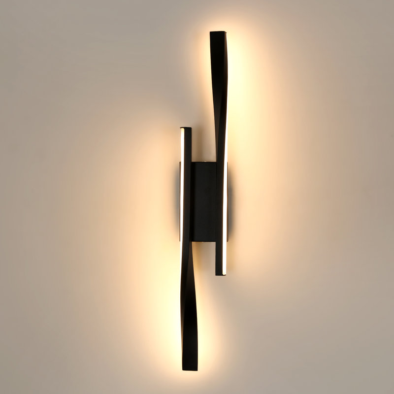 Black Aluminum LED Bar Sconce