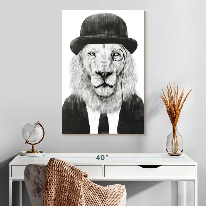 Brampt Sir Lion, 30" H x 20" W