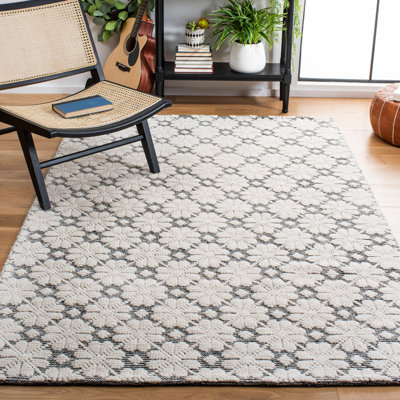 Kelton Hand Woven Wool Floral Rug