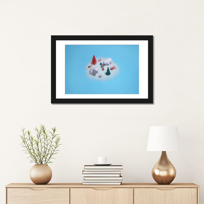«Arctic Holiday Gathering», reproduction d'art mural, papier d'art encadré, H 16 po x l 24 po, Noir