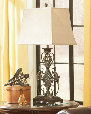 Cavanagh 33.50" Table Lamp