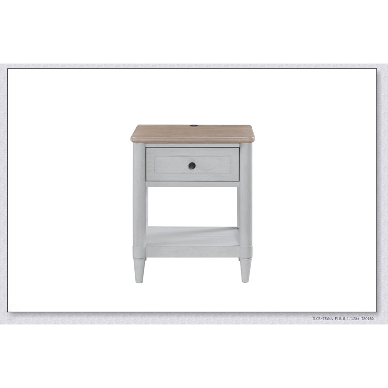 Petite table de chevet pour adolescent - ciment et sable