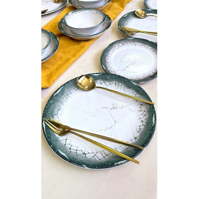 Dinner Set (24 Pieces)