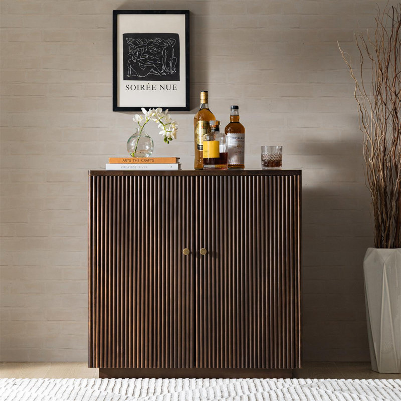 Buffet décoratif en bois massif à 2 portes Martha Modern, Noyer