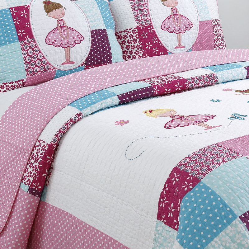 Wimborne Quilt Set