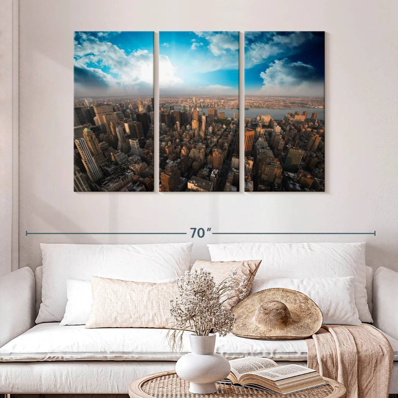 Sireci Manhattan Borough, 32" H x 50" W