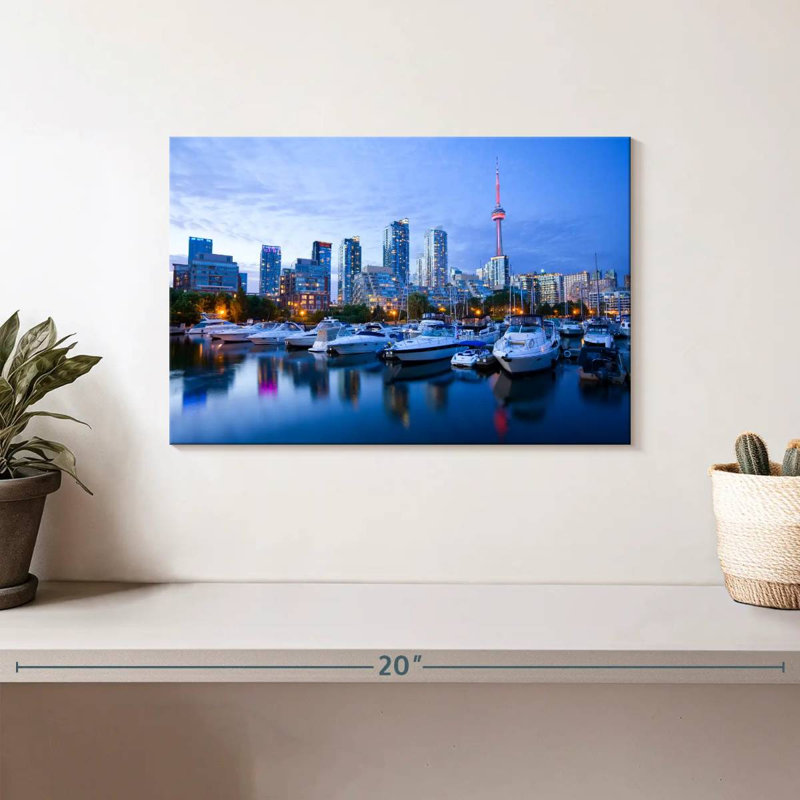 «Sireci Toronto Waterfront Blue Hour», H 8 po x l 12 po