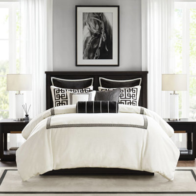 8 Pcs Queen Duvet Style, Modern Classic Embroidery, Oversized For Enhanced Coverage, All - Season Cozy Feel Bedding , Soft Brushed Microfiber, Overfilled Snugness, Luxury Decorative Pillows And Neck