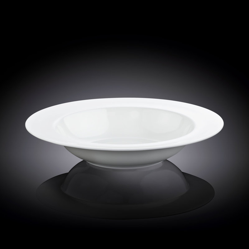 Fine Porcelain 23cm Plate