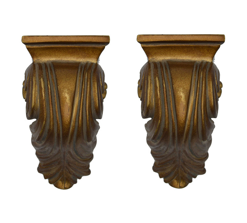 Brilon Polyresin Mounting Bracket, English Gold