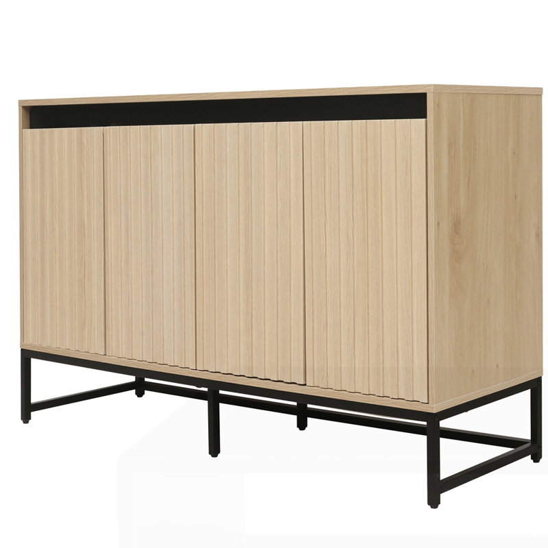 Buffet sculpté à 4 portes avec DEL
