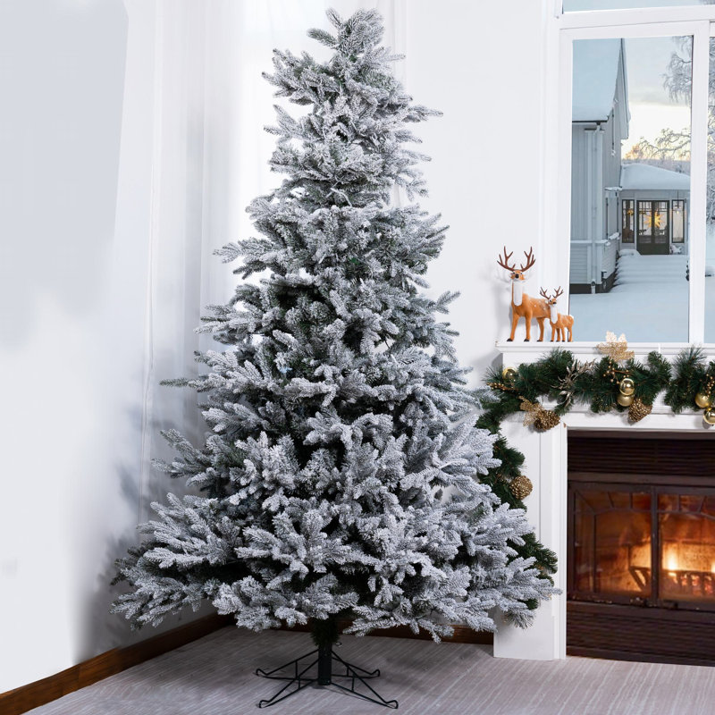 Teniente Flocked Artificial Pine Christmas Tree, 6.89' H