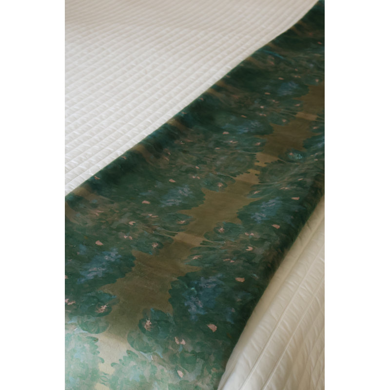 Centerpiece Luxury Throw, Juniper