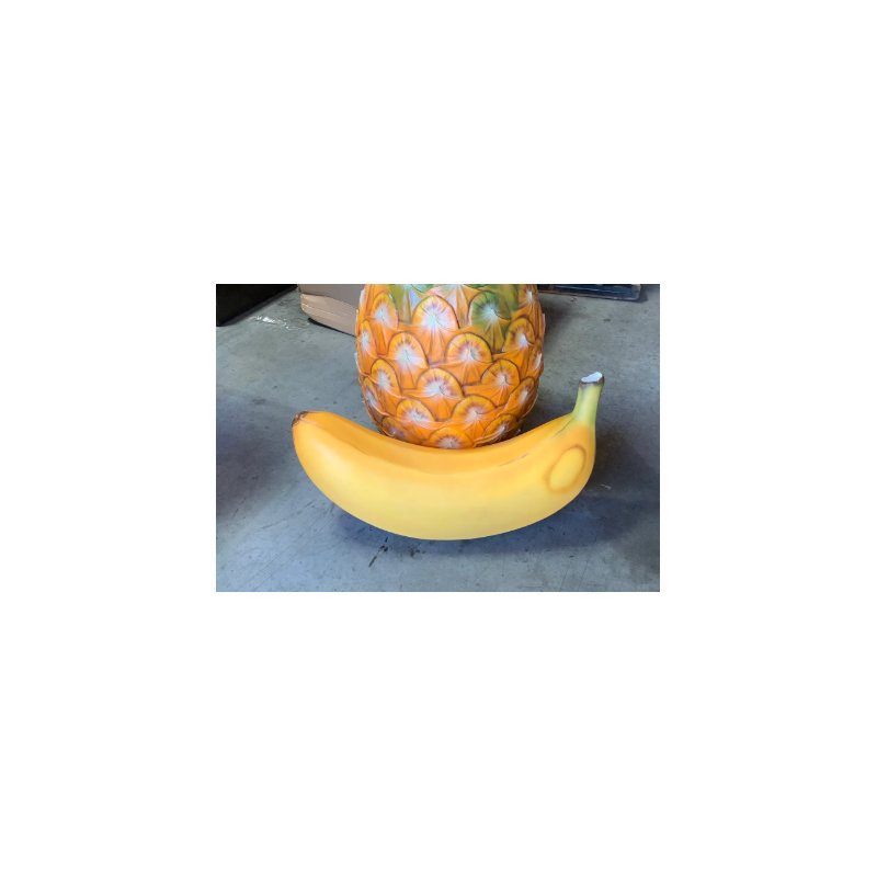 Statue de banane Burkle superposée