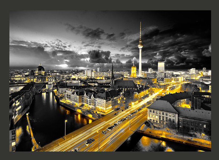 Berlin by Night 2.80m x 400cm Wallpaper, 300 cm x 210 cm