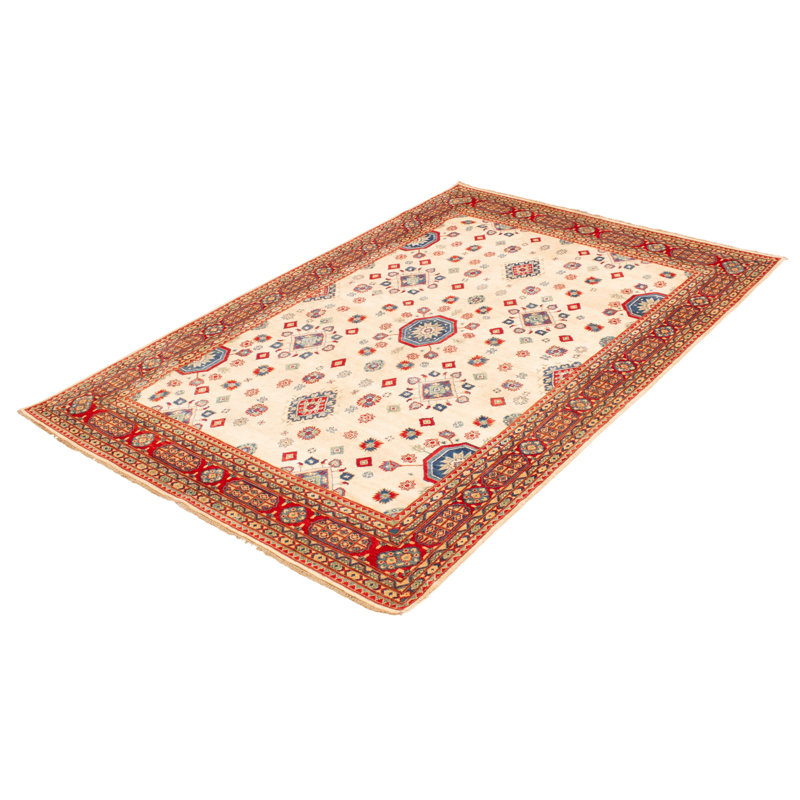 Tapis crème Finest Ghazni 6 pi 6 po x 9 pi 8 po