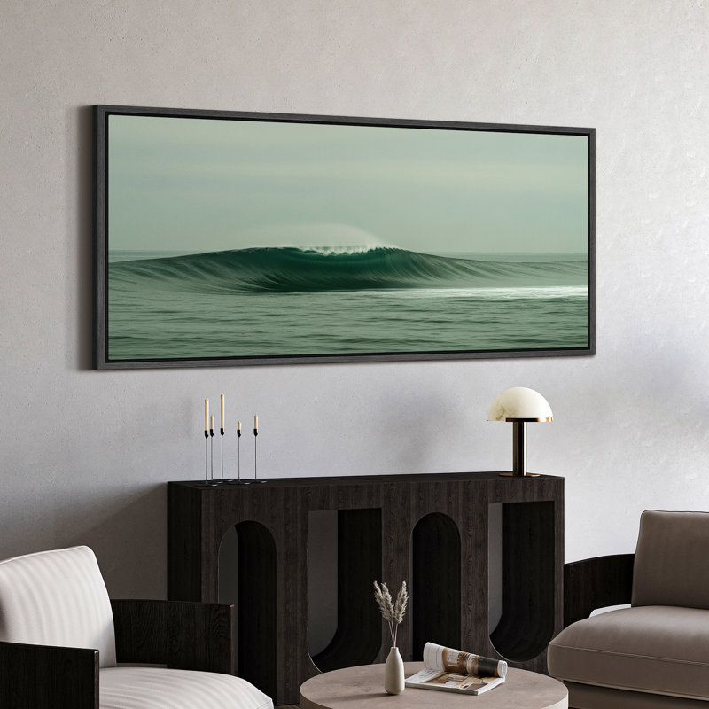 «Ocean Wave Under Overcast Sky», art mural sur toile - Photographie côtière pour maison de plage ou espaces d'inspiration nautique