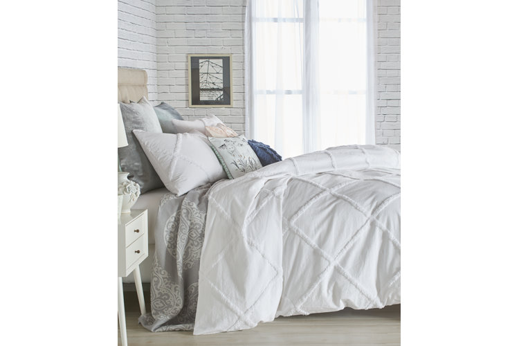 Carmello Chenille Lattice Comforter Set