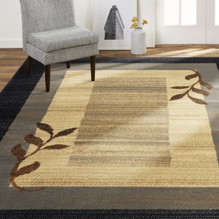 Geometric Area Rug in Black/Brown
