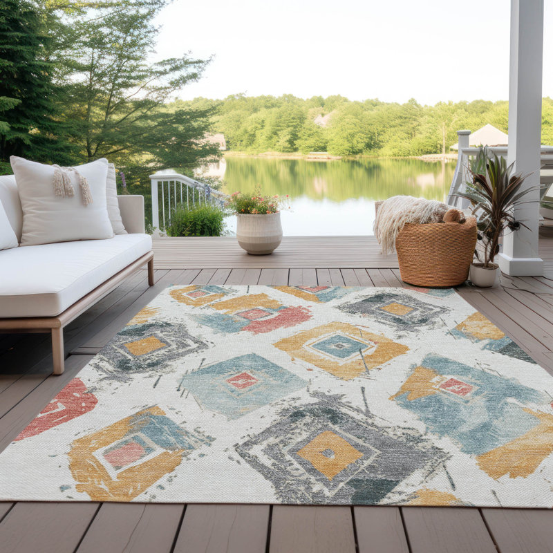 Ivory Diamond Pattern Machine Washable Synthetic Rug, 3' x 5'