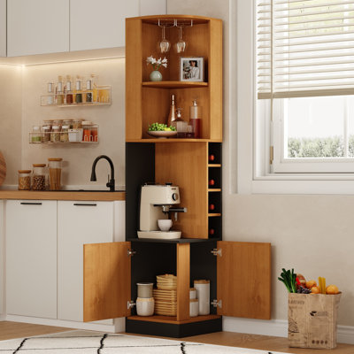 Kitchen Pantry