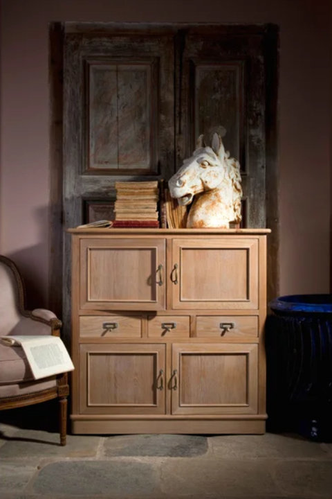 Accent Chests / Cabinets