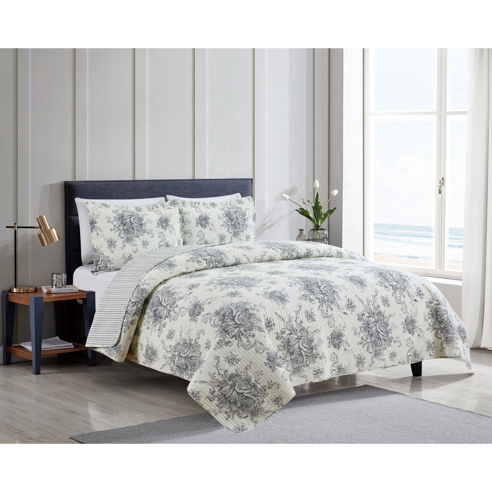 Benedictine Cotton Quilt Set, Gray, King Quilt + 2 Shams