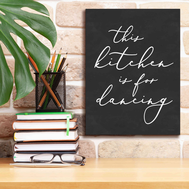 «Harvinder This Kitchen Is For Dancing» par Lettered & Lined - impression sur toile tendue, H 16 po x l 12 po x P 0,75 po