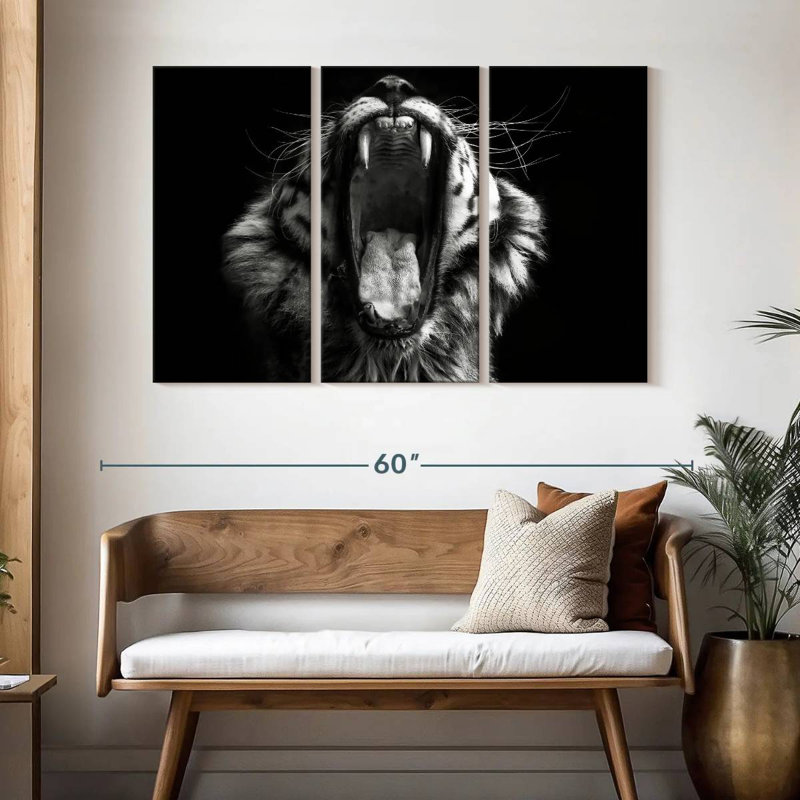 Tigre qui baille, H 32 po x l 50 po