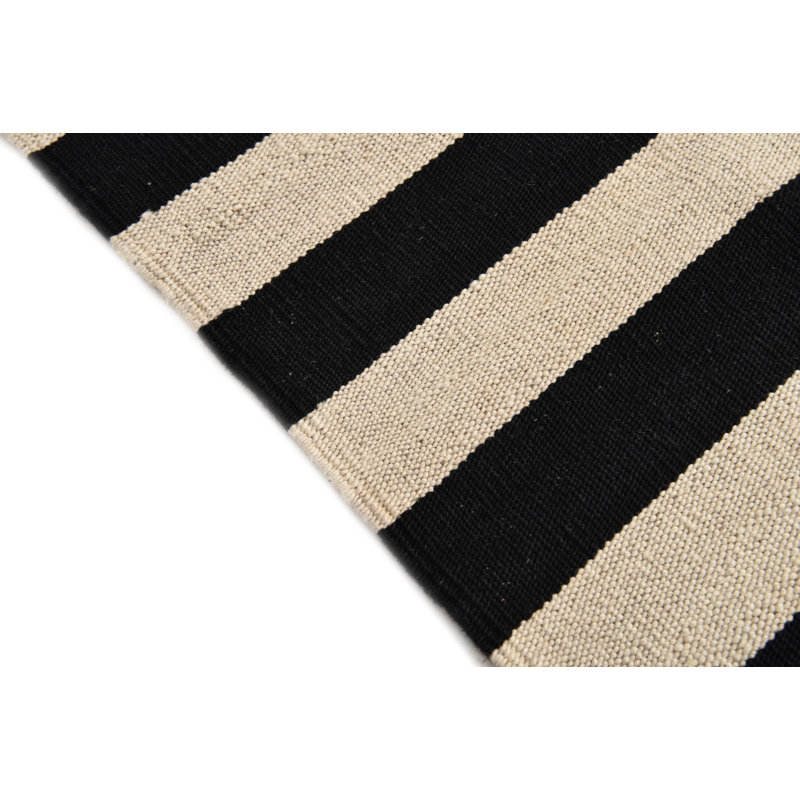 Tapis noir et blanc Murtagh