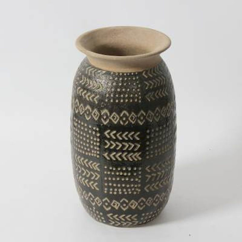 Vase de table en céramique noire Damiane, H 11 po x l 6 po x P 6 po