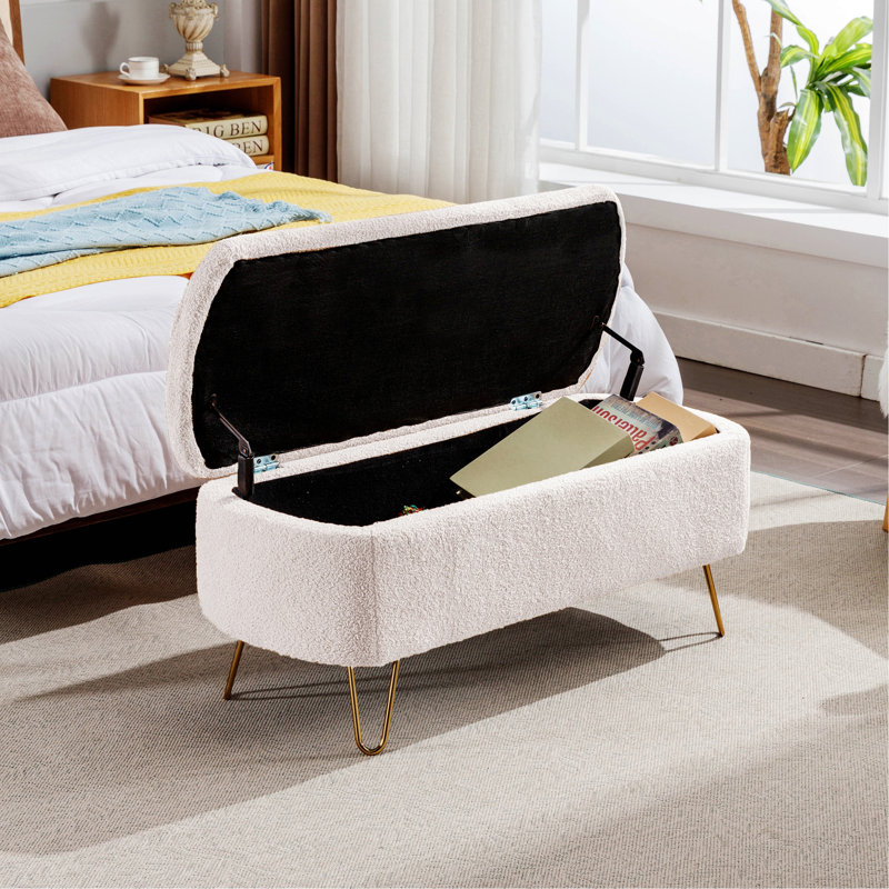 Repose-pieds rembourré avec banc de rangement Deshondra, Ivory Faux Fur