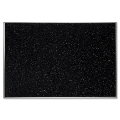 Tableau d'affichage fixé au mur