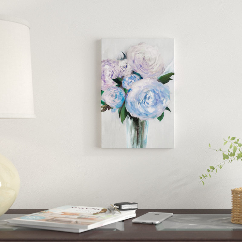 «Beauty sein d'un vase I», reproduction sur toile, H 26 po x l 18 po x P 1,5 po, Toile avec cadre noir, Blanc