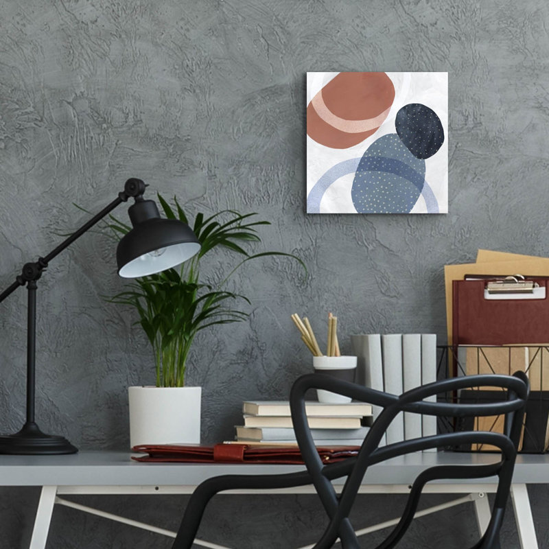 «In Orbit 2» par Emma Scarvey, art mural en verre acrylique