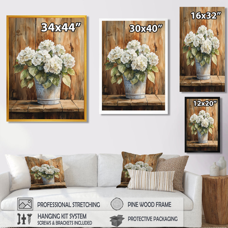 «Hydrangeas On The Barn Table I», reproduction d'art sur toile florale, H 20 po x l 12 po, Doré