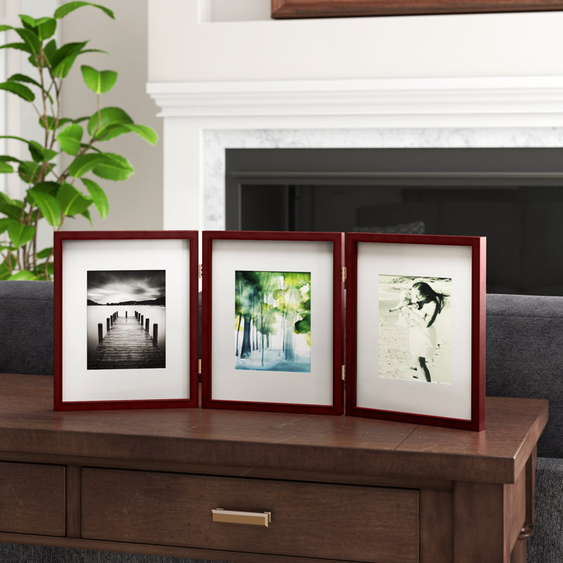 Triple cadre photo articulé avec passe-partout biseauté, Noyer