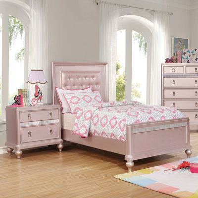 Annistyn Solid Wood Piece Bedroom Set