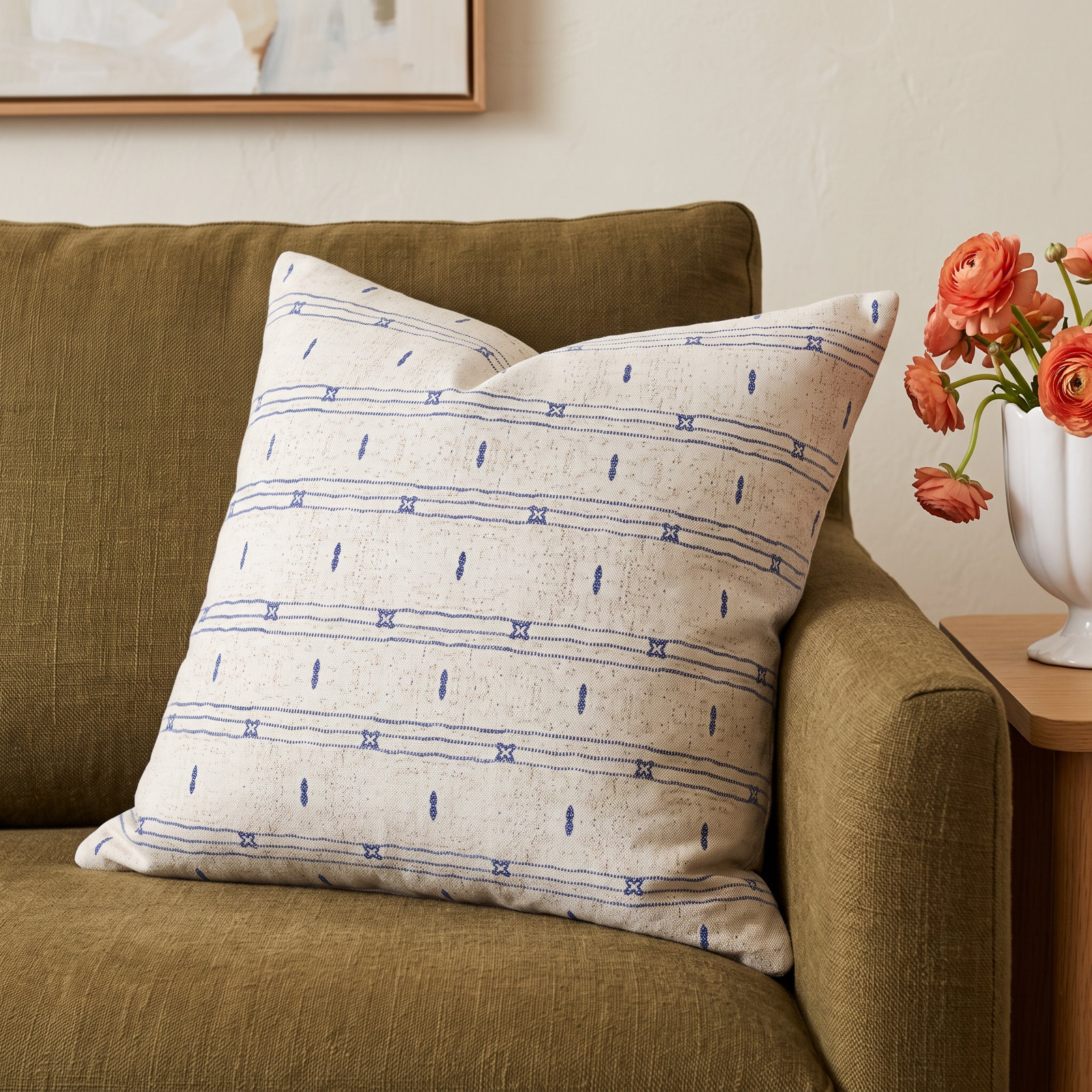 Leena Pillow Cover & Insert, 18"  x 18"