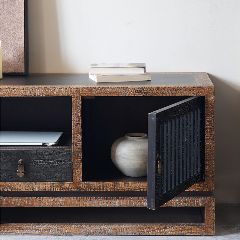 Retro Creative TV Stand