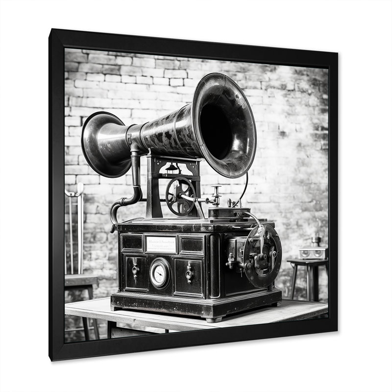 Vintage Phonographs Elegance - Phonographs, art mural, Cadre simple noir, H 16 po x l 16 po x P 1 po