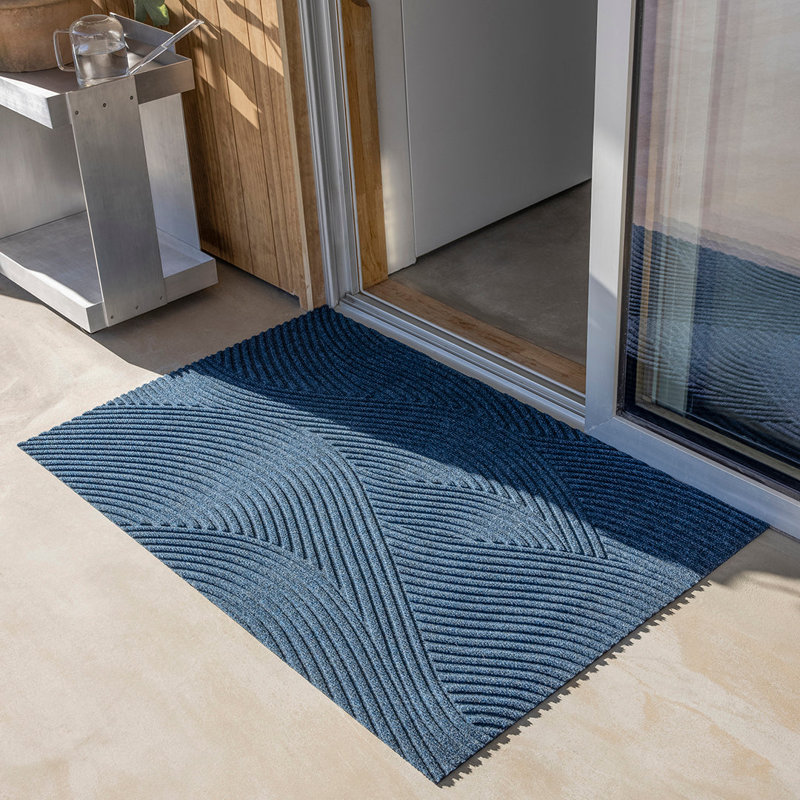 Sjo, 33" W x 51" L