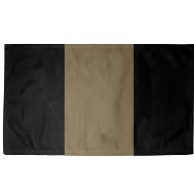 Tapis noir à rayures de hockey national