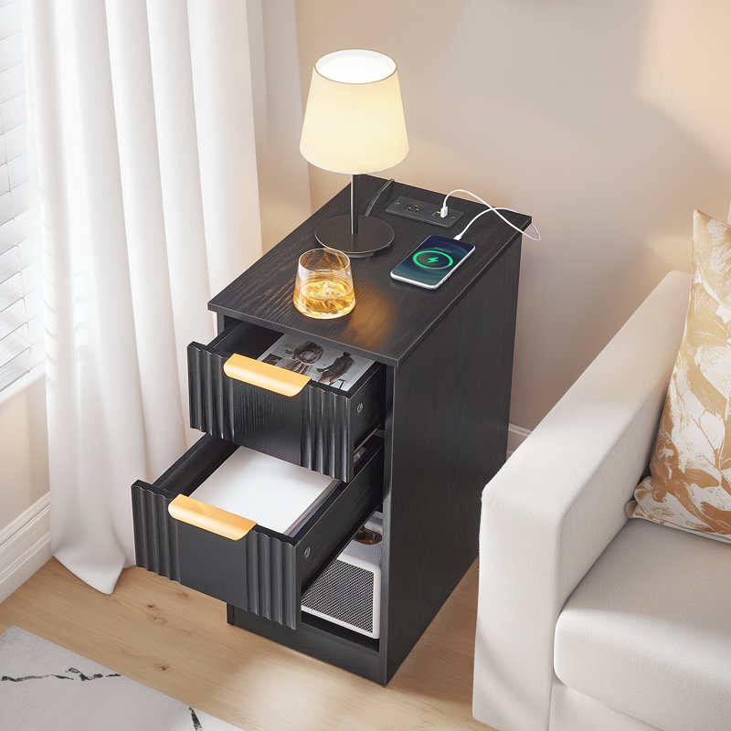 Table de bout étroite avec 2 tiroirs et station de charge intégrée