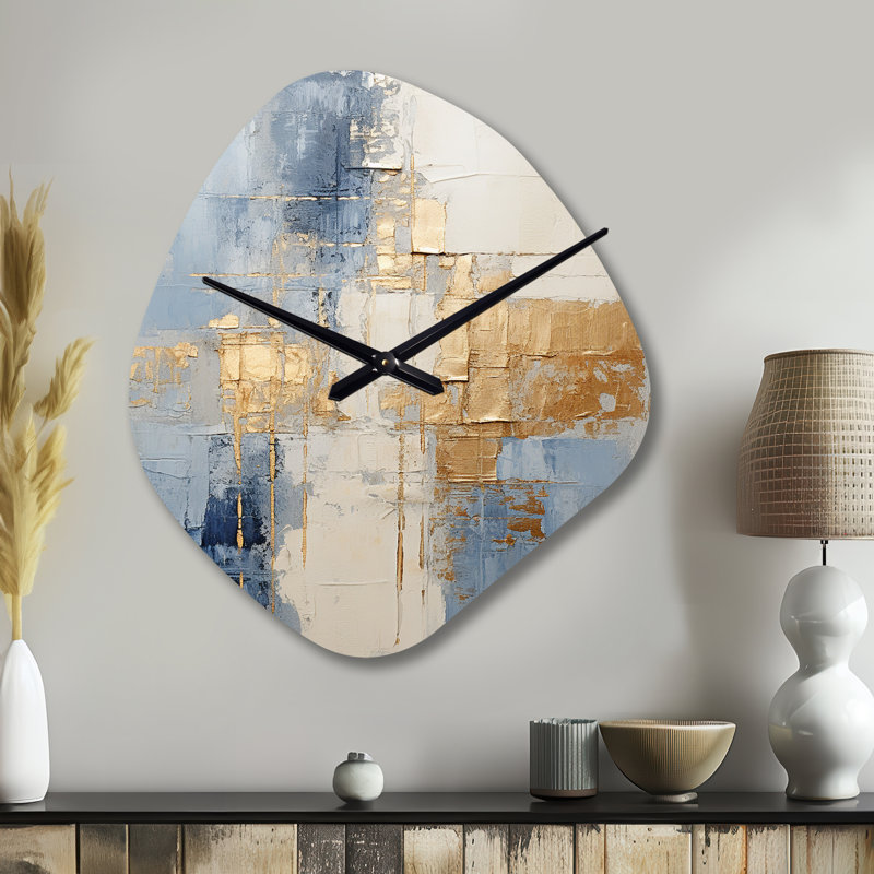 Minimalisme scandinave II beige et doré - horloges murales asymétriques en métal scandinave, horloge murale à forme unique beige